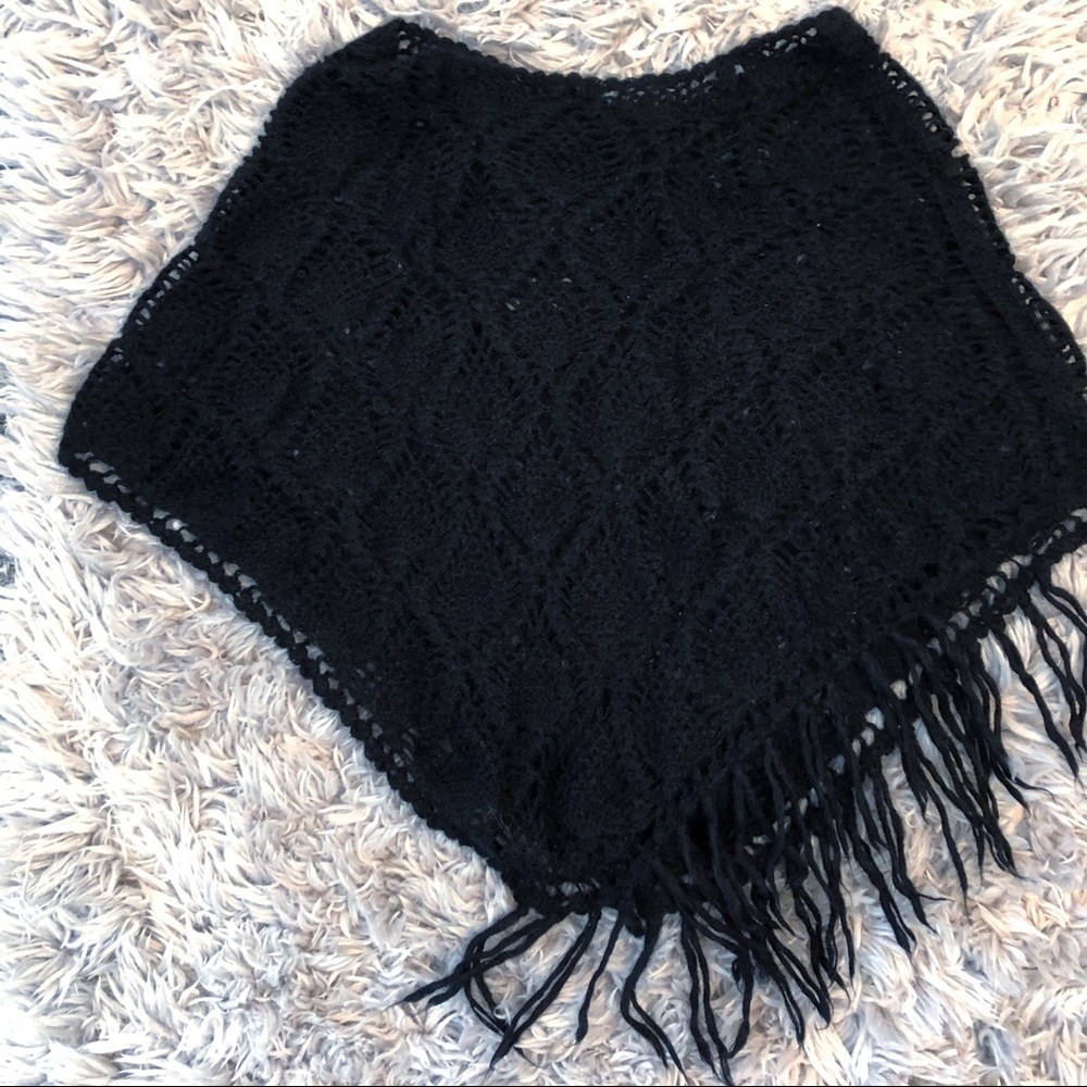 ❤️ARITZIA TALULA WOOL AND MOHAIR BLACK SHAWL